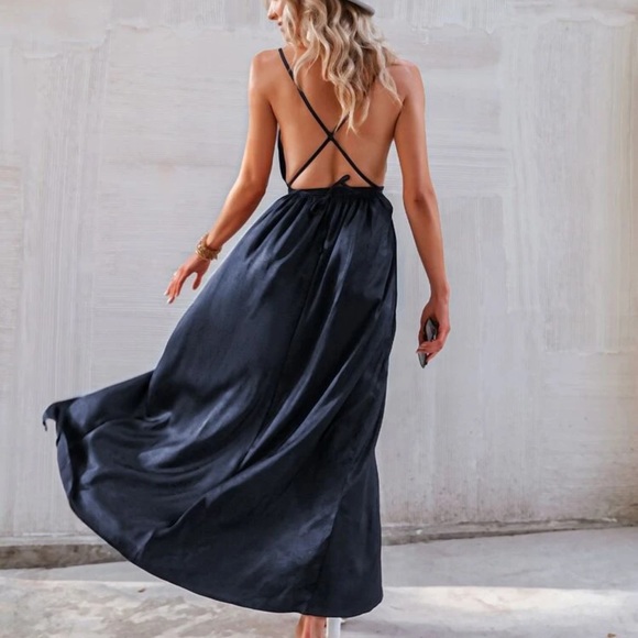 Satin v neck cami strap criss cross backless maxi dress thigh slit dark green - Picture 16 of 16